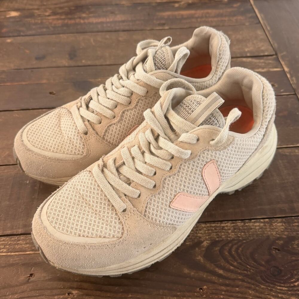 VEJA Venturi Womens Sneakers Size 7 Beige Pink Suede Mesh Trail Shoes